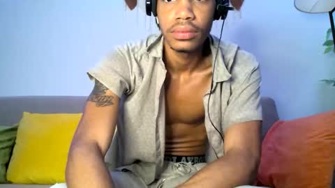 Snapshot of blackbulltitus chatting on February 2026 04:57:02 AM BlackBullTitus online show from February 2026 04:57:02 AM