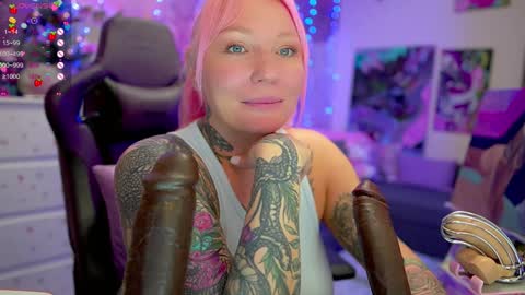 Alice online show from December 2024 10:28:02 PM