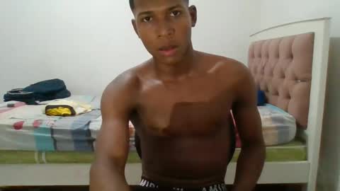 Snapshot of blackpanther_king chatting on January 2025 06:38:01 AM blackpanther_king online show from January 2025 06:38:01 AM