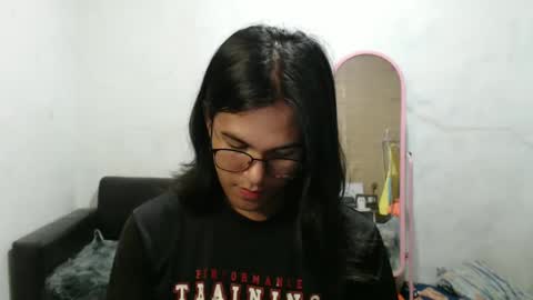 Ellez online show from December 2024 06:41:02 PM