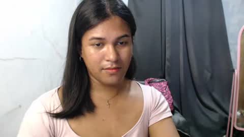 Ellez online show from November 2025 11:38:02 PM