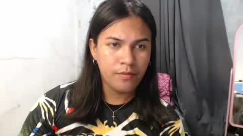 Ellez online show from November 2025 06:48:02 PM