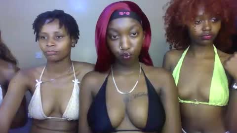 blackqueen2030 online show from April 2026 02:26:02 AM