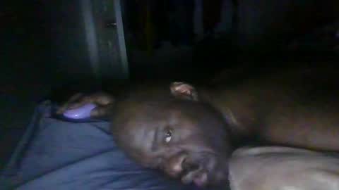 Snapshot of blackteddybear chatting on February 2026 05:33:02 AM blackteddybear online show from February 2026 05:33:02 AM