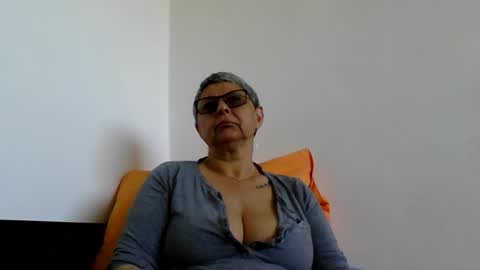 Snapshot of blackwidow05 chatting on May 2026 12:04:02 PM Black Widow online show from May 2026 12:04:02 PM