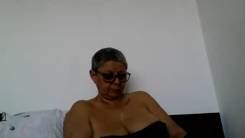 Snapshot of blackwidow05 chatting on July 2026 12:44:01 PM Black Widow online show from July 2026 12:44:01 PM