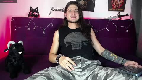 Dave online show from December 2024 09:31:01 PM