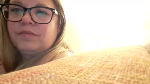 Snapshot of bladesizzo3111 chatting on May 2026 04:43:02 AM bladesizzo3111 online show from May 2026 04:43:02 AM