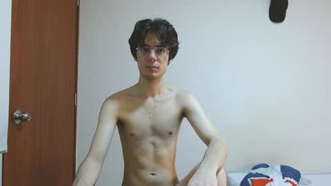 Snapshot of blakeshatter chatting on January 2025 04:13:01 PM blakeshatter online show from January 2025 04:13:01 PM