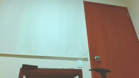 Snapshot of blakeshatter chatting on January 2025 01:41:01 AM blakeshatter online show from January 2025 01:41:01 AM