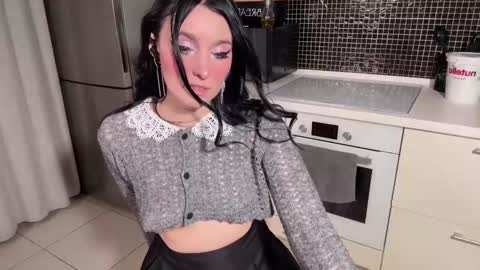 Snapshot of blancasuarez chatting on September 2025 09:52:02 PM MY VIDEOS THAT WILL MAKE YOU CUM -  online show from September 2025 09:52:02 PM