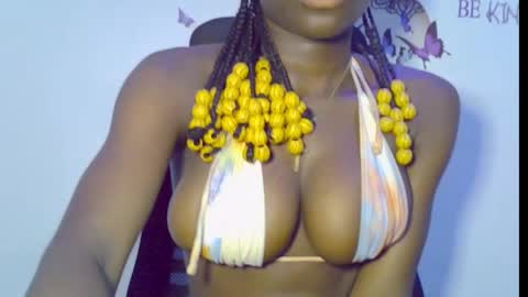 nikky00 online show from December 2025 05:51:02 PM