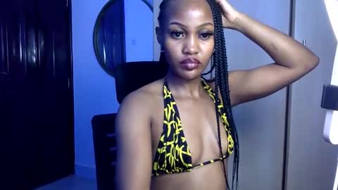 Hot ronn online show from October 2025 02:57:02 AM