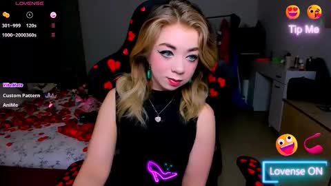 Nicole online show from February 2026 05:25:02 AM