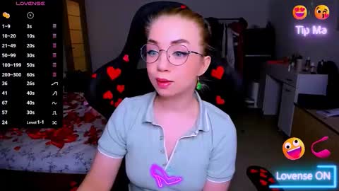 Nicole online show from February 2026 01:42:01 PM