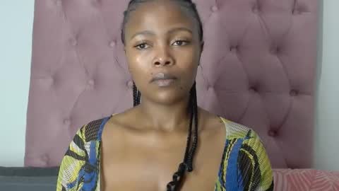 Snapshot of blissbaetrue chatting on October 2025 09:31:01 AM BlissbaeTRUE online show from October 2025 09:31:01 AM