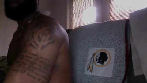 Snapshot of blksurfher chatting on November 2025 05:31:01 PM blksurfher online show from November 2025 05:31:01 PM