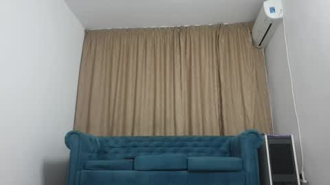Snapshot of blond_god chatting on June 2026 12:38:01 AM Andreas online show from June 2026 12:38:01 AM