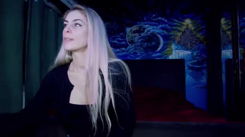 Snapshot of blonde4pasion chatting on March 2025 08:11:02 PM blonde4pasion online show from March 2025 08:11:02 PM
