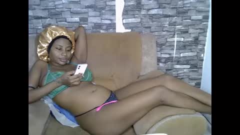 Snapshot of blonde_creamy chatting on May 2026 03:35:02 AM blonde_creamy online show from May 2026 03:35:02 AM