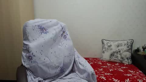 Snapshot of blondeagle chatting on November 2025 08:52:01 PM Mr Blond online show from November 2025 08:52:01 PM