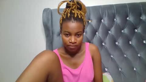 Snapshot of blondebarbiey chatting on March 2026 04:55:02 PM blonde online show from March 2026 04:55:02 PM