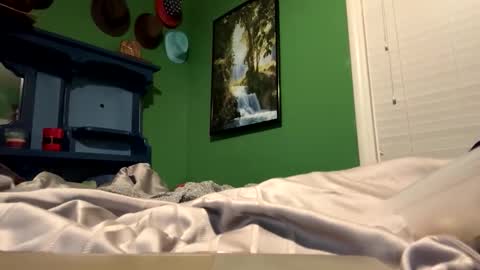 Snapshot of blondebunny999 chatting on February 2026 04:05:02 AM blondebunny999 online show from February 2026 04:05:02 AM