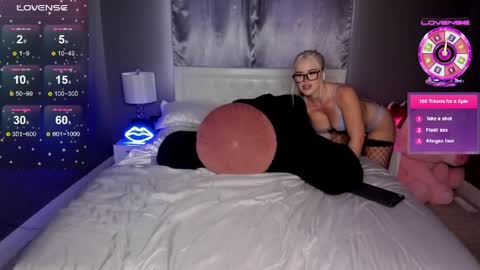 Snapshot of blondeprincess7 chatting on June 2026 08:22:01 PM Blondeprincess online show from June 2026 08:22:01 PM
