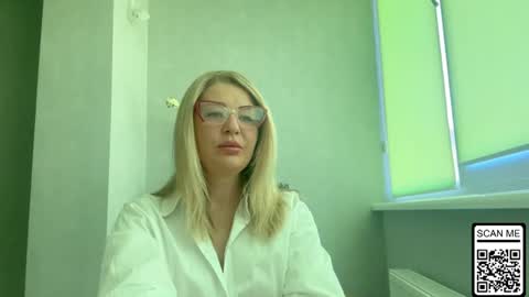 Snapshot of blondie_xoxoxo chatting on July 2026 07:23:02 AM blondie_xoxoxo online show from July 2026 07:23:02 AM