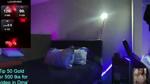 Snapshot of blondiebubblebooty chatting on June 2026 03:38:01 AM Bubbles online show from June 2026 03:38:01 AM