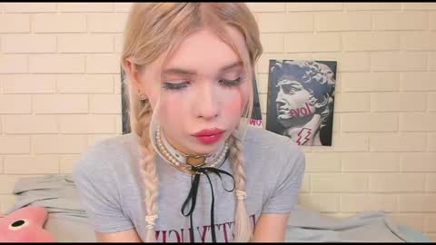blondy_fina online show from October 2025 04:46:02 AM