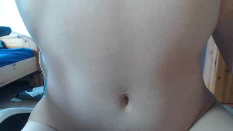 Snapshot of blondyelena chatting on July 2026 06:05:01 AM blondyelena online show from July 2026 06:05:01 AM