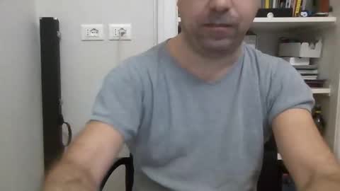 Snapshot of blop99 chatting on December 2024 05:07:02 AM Blop online show from December 2024 05:07:02 AM