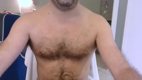 Snapshot of blop99 chatting on December 2024 10:06:01 PM Blop online show from December 2024 10:06:01 PM