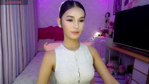 Snapshot of blue_aiveexx chatting on May 2026 02:51:02 AM aivee online show from May 2026 02:51:02 AM