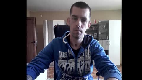 Snapshot of blue_eyed_wolf chatting on March 2026 01:18:02 PM Runaway online show from March 2026 01:18:02 PM