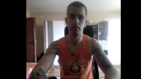 Snapshot of blue_eyed_wolf chatting on July 2026 12:13:01 PM Runaway online show from July 2026 12:13:01 PM