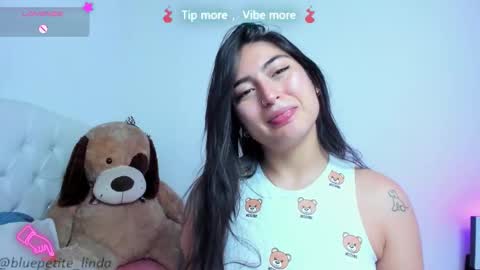 Linda  online show from March 2026 04:40:02 PM