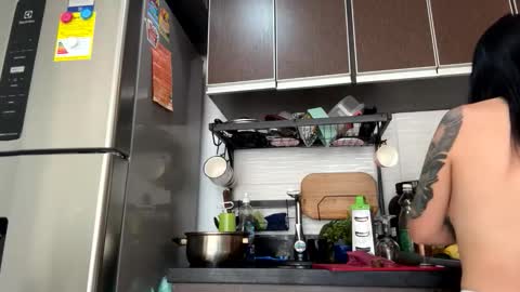 Snapshot of blue_tatuu1 chatting on February 2026 06:59:02 PM Alice bleu for friends online show from February 2026 06:59:02 PM