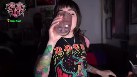 Blue online show from January 2026 03:32:01 AM