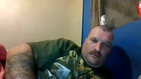 bluedemoneyes1986 online show from March 2025 01:47:01 AM