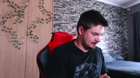 blueeyeboy0 online show from November 2025 08:02:02 AM