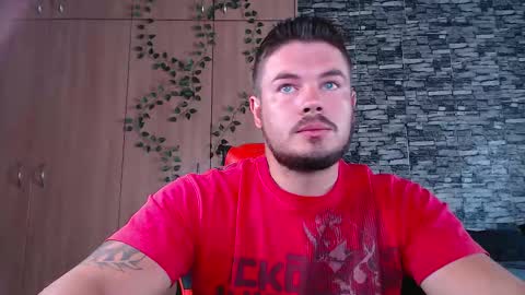 blueeyeboy0 online show from February 2026 07:27:01 AM