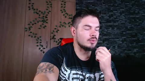 Snapshot of blueeyeboy0 chatting on April 2026 07:20:01 AM blueeyeboy0 online show from April 2026 07:20:01 AM