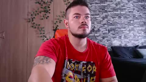 Snapshot of blueeyeboy0 chatting on April 2026 10:31:01 AM blueeyeboy0 online show from April 2026 10:31:01 AM