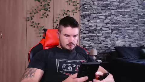 Snapshot of blueeyeboy0 chatting on April 2026 12:00:01 PM blueeyeboy0 online show from April 2026 12:00:01 PM