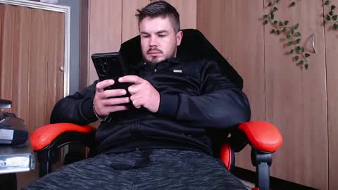 Snapshot of blueeyeboy0 chatting on June 2026 07:44:01 AM blueeyeboy0 online show from June 2026 07:44:01 AM