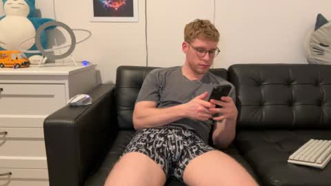 blueeyedtallguy online show from December 2024 07:26:02 AM