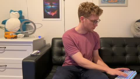 blueeyedtallguy online show from January 2025 02:41:01 AM