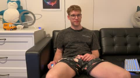 blueeyedtallguy online show from January 2025 11:41:01 PM